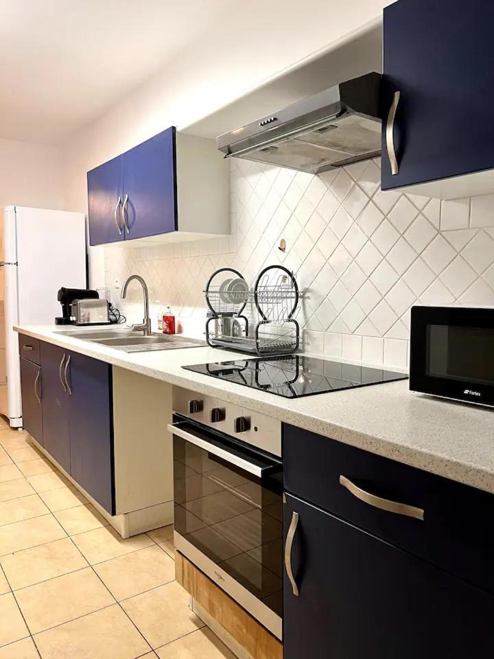 Chez Gerard Apartment แซ็ง-ปีแยร์ ภายนอก รูปภาพ